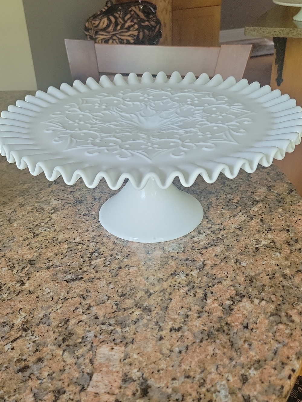 White Milk Glass Pedestal Cake Stand with Scalloped Edge. Beautiful. Vintage
